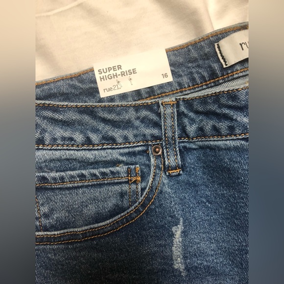 SUPER HIGH RISE PAISLEY JEANS SIZE: 16 - Picture 5 of 6